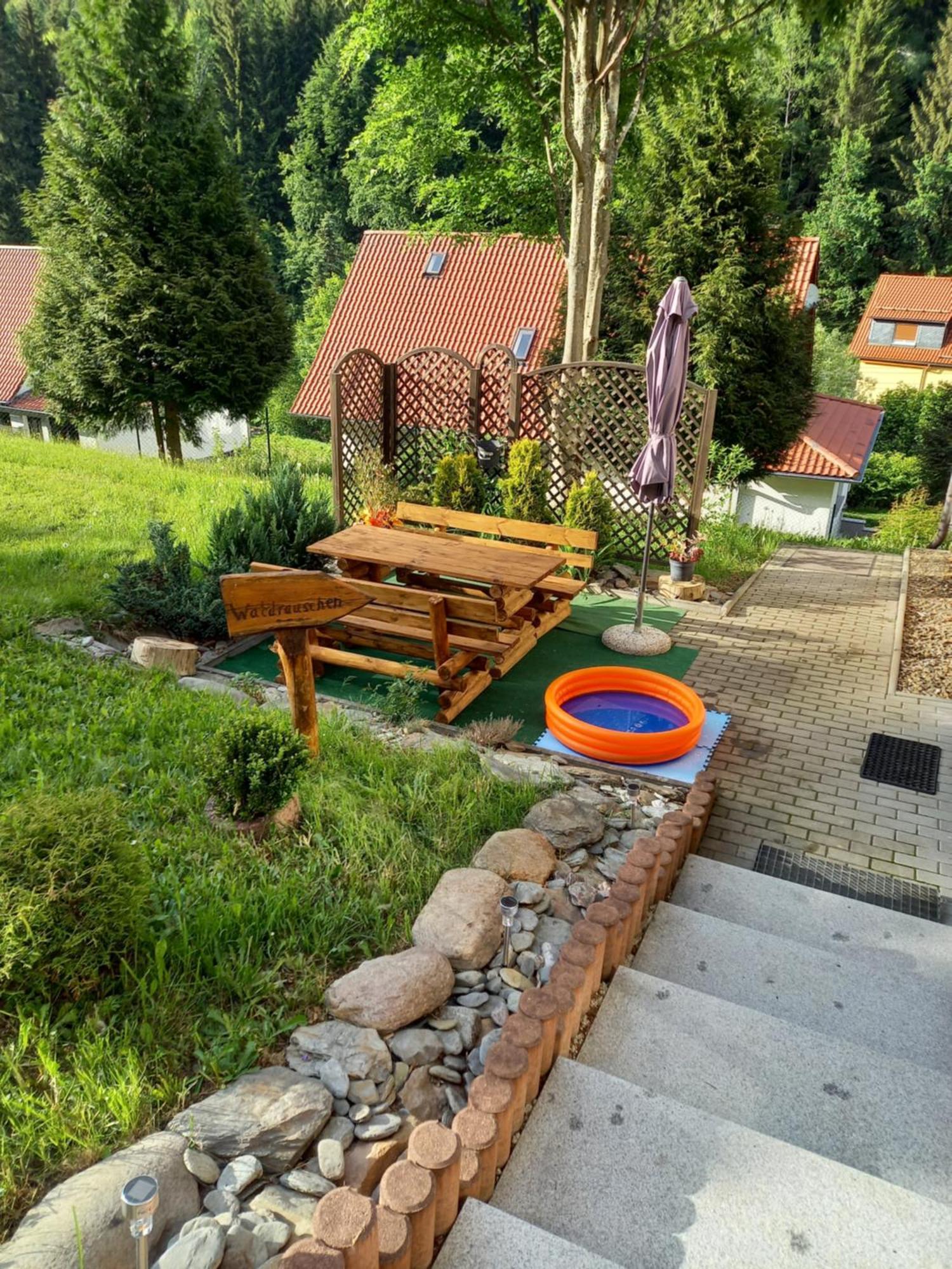 Monteur- Und Ferienwohnung Waldrauschen Fehrenbach Room photo